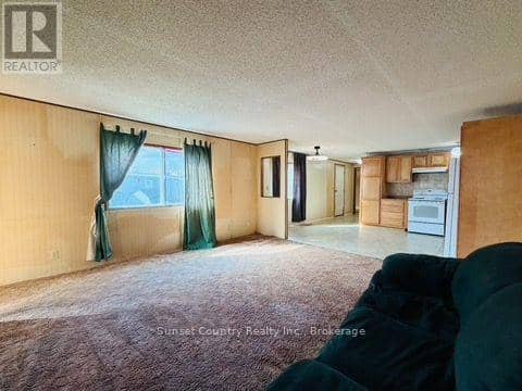 9 Cedar Bay, Dryden, photo 4