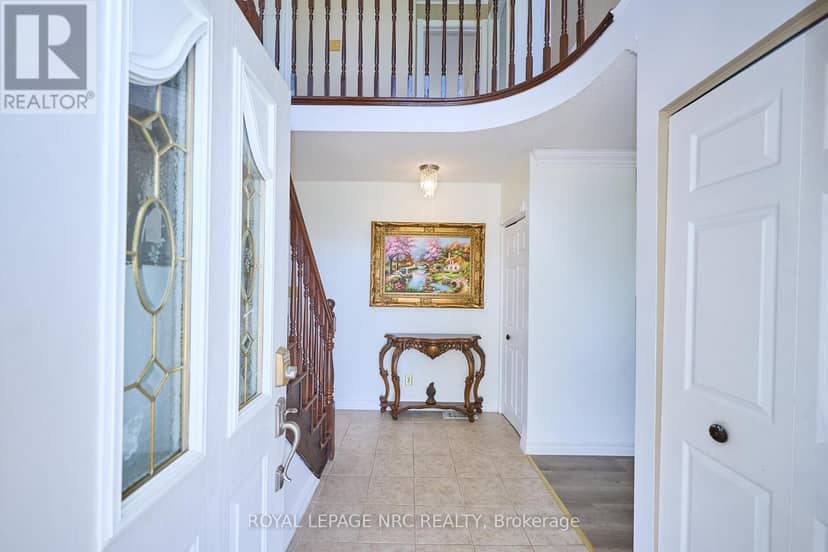 4040 Lakeshore Road — photo 7 of 40