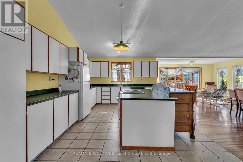 1702 South Shore Road — photo 23 of 40