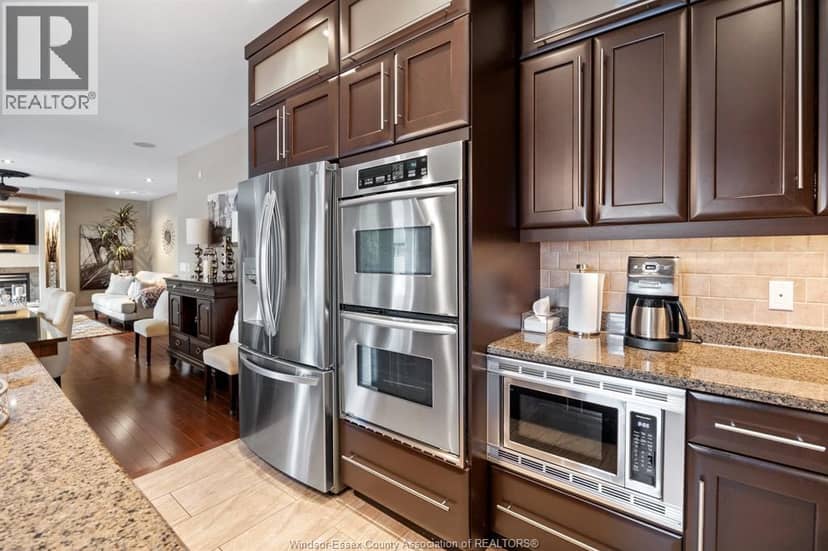 2105 Washington Boulevard — photo 17 of 36