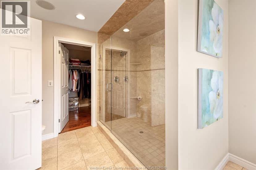2105 Washington Boulevard — photo 25 of 36