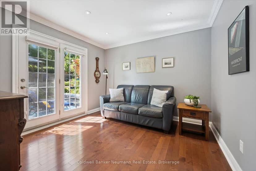 25 Bennett Avenue — photo 14 of 40