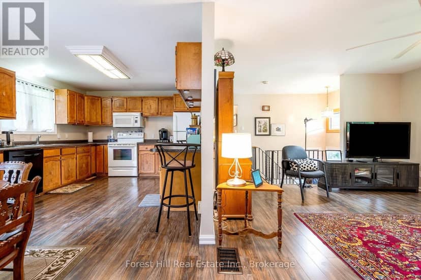 535 George Street — photo 10 of 38