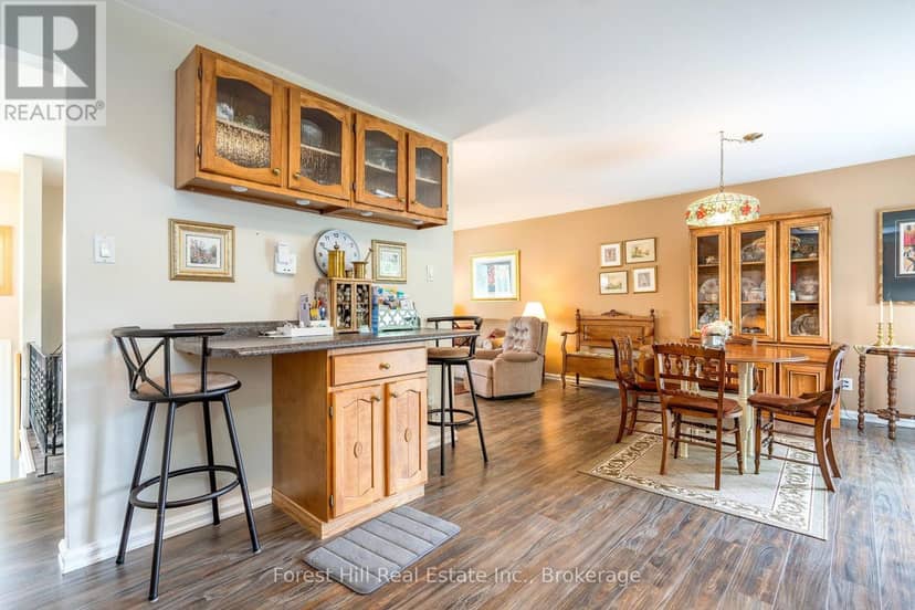 535 George Street — photo 15 of 38