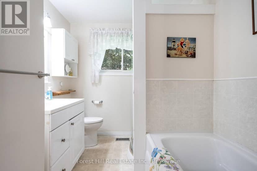 535 George Street — photo 16 of 38