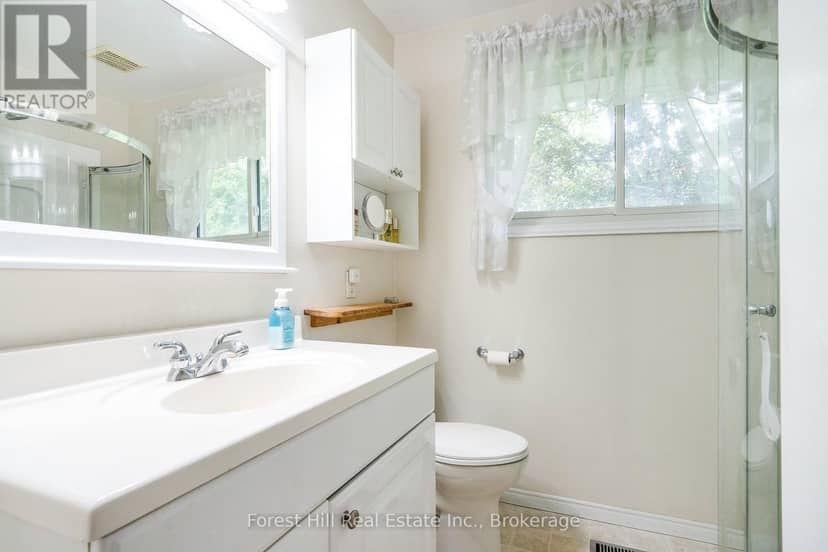 535 George Street — photo 17 of 38