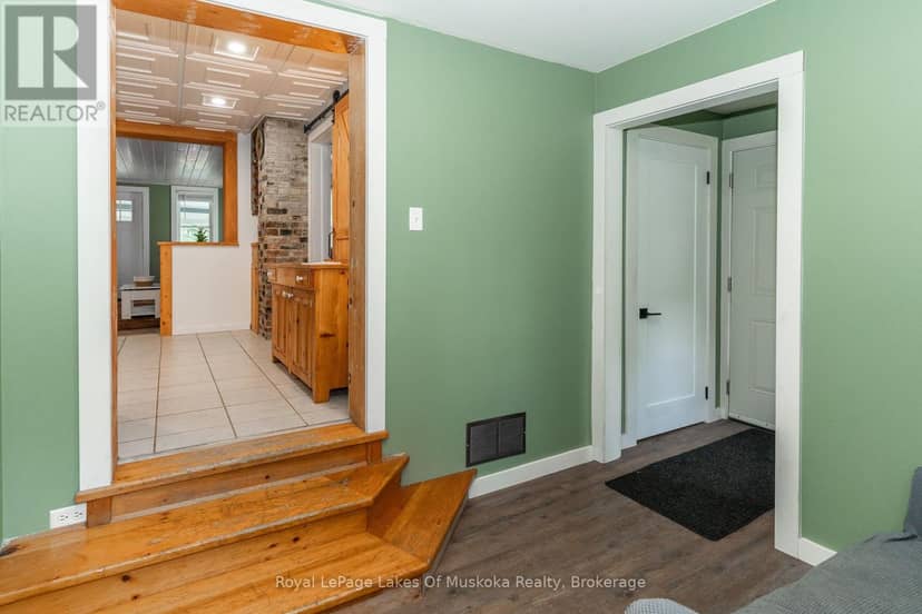 570 Pinedale Road — photo 16 of 32
