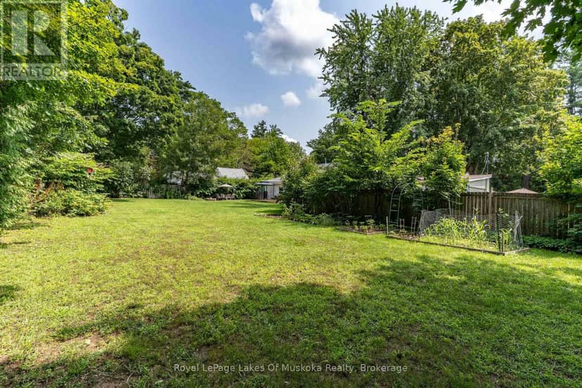 570 Pinedale Road — photo 26 of 32