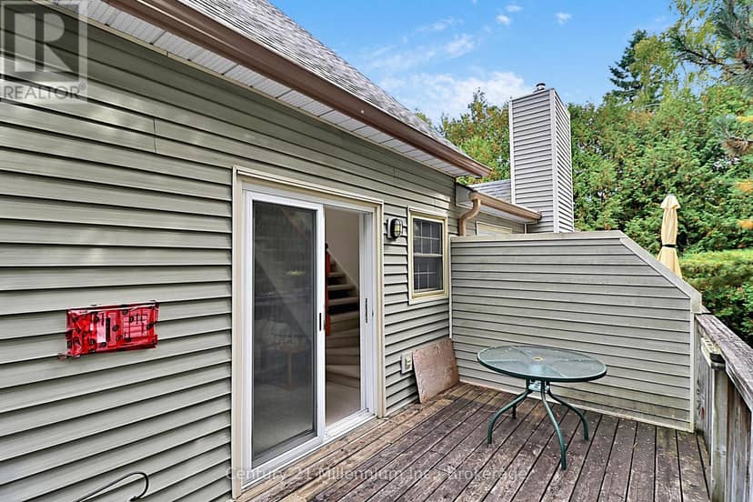 147 - 150 Victoria Street S — photo 18 of 39