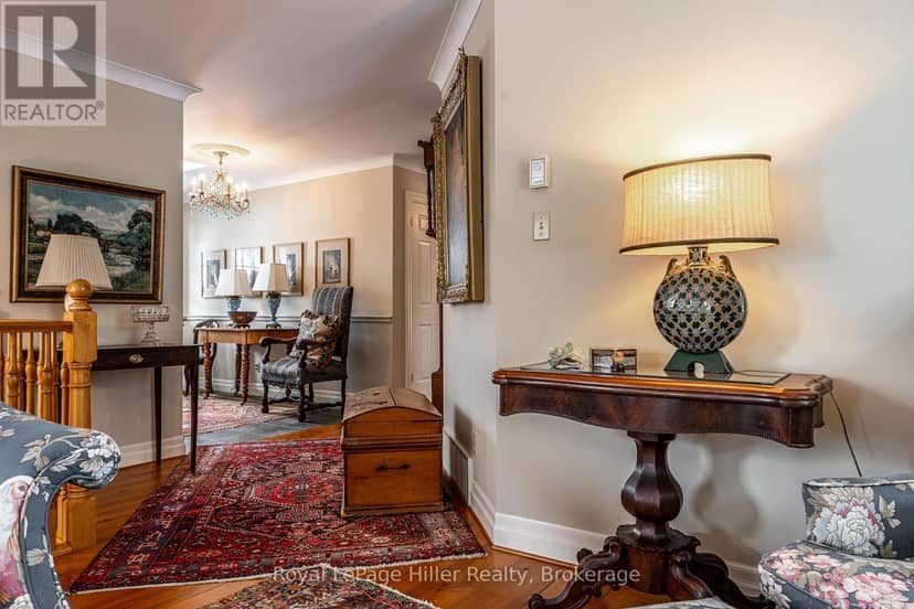530 Holmes Street — photo 11 of 40
