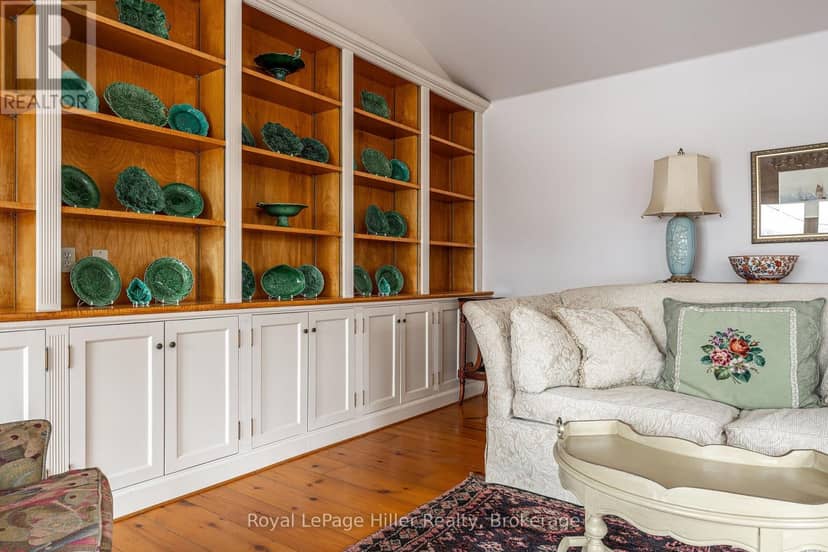 530 Holmes Street — photo 21 of 40