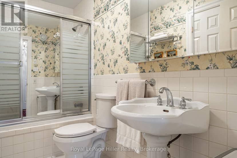 530 Holmes Street — photo 26 of 40