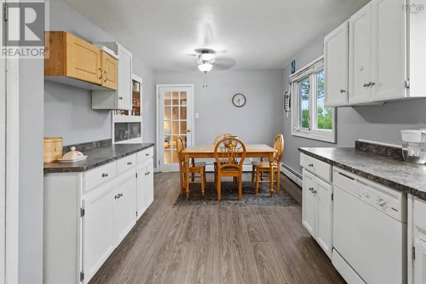 769 Heelan Street — photo 18 of 37