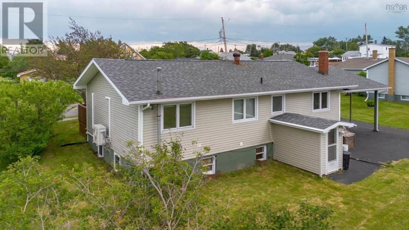 769 Heelan Street, New Waterford, photo 5