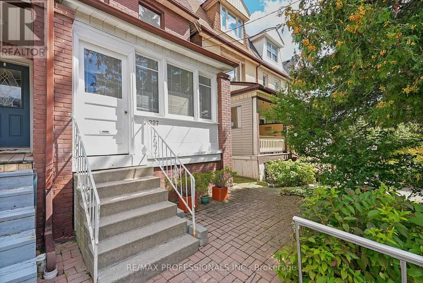 227 Montrose Avenue, Toronto, photo 2