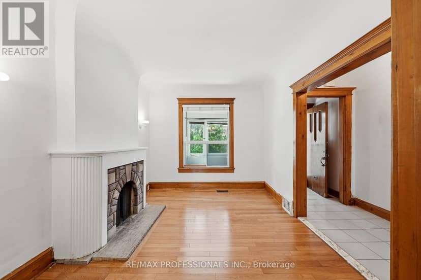 227 Montrose Avenue — photo 9 of 40