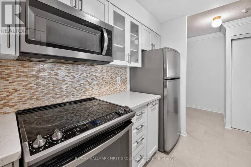 705 - 70 Mill Street — photo 16 of 37