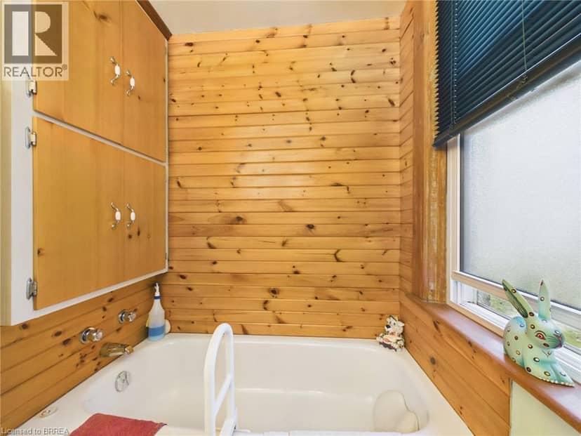 565 HAVELOCK Street — photo 9 of 33