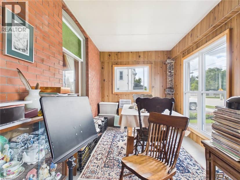565 HAVELOCK Street — photo 17 of 33