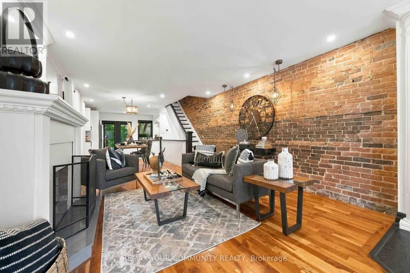 263 Waverley Road — photo 7 of 40
