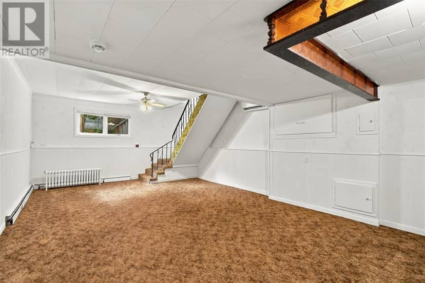 43 Glendale Avenue — photo 18 of 35