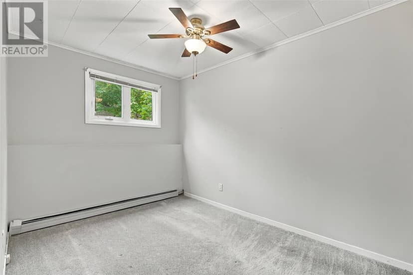 43 Glendale Avenue — photo 27 of 35