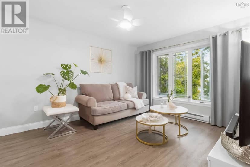 34 Lindsay Court, Lower Sackville, photo 2