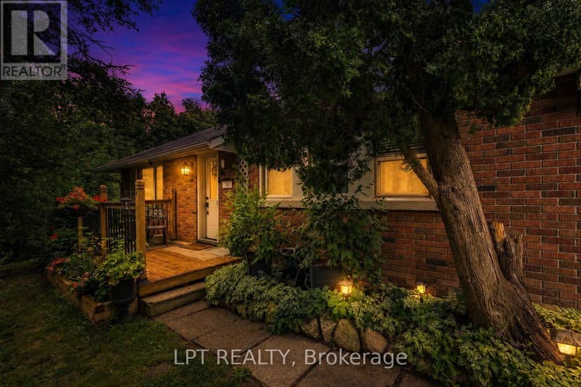 98 Don Mor Drive, Newmarket