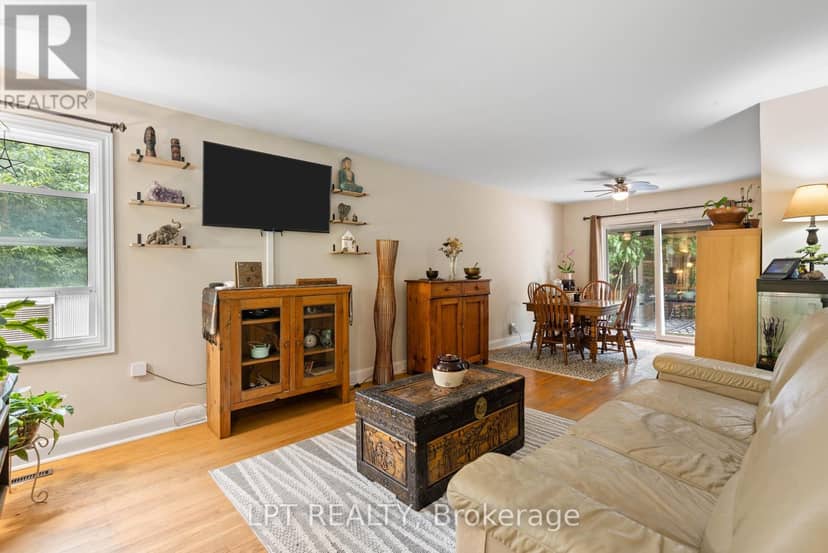 98 Don Mor Drive — photo 14 of 40