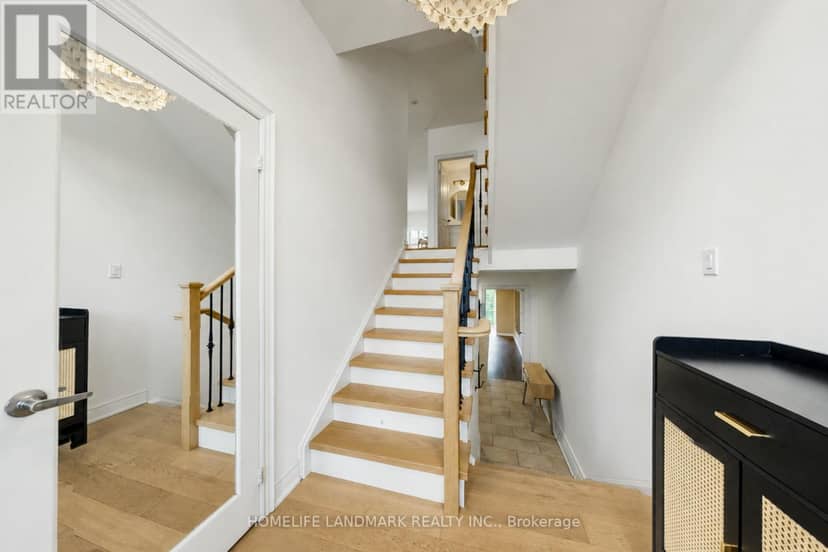 27 - 8900 Bathurst Street — photo 4 of 40