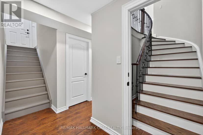 160 Golden Gate Circle — photo 34 of 40