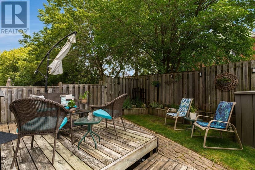 4 - 233 Innisfil Street — photo 14 of 18