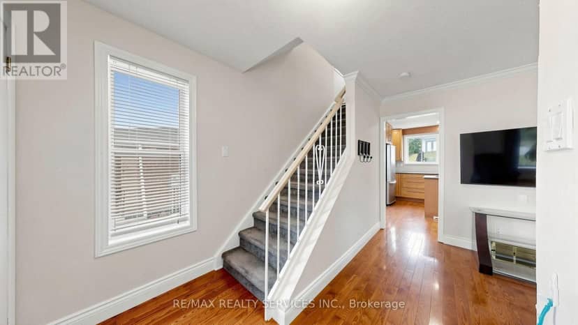 716 Eaglemount Crescent — photo 16 of 40