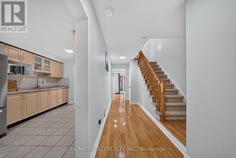 152 Bighorn Crescent — photo 12 of 40