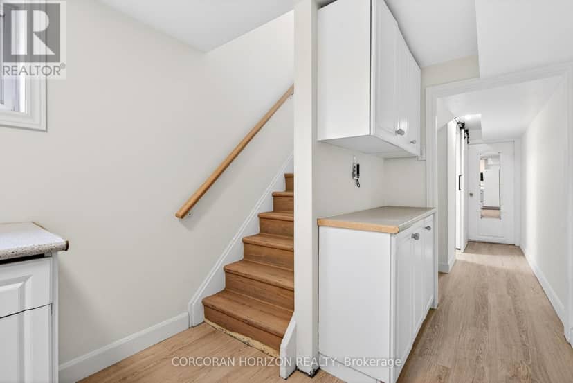 77 Mineola Road E — photo 28 of 40