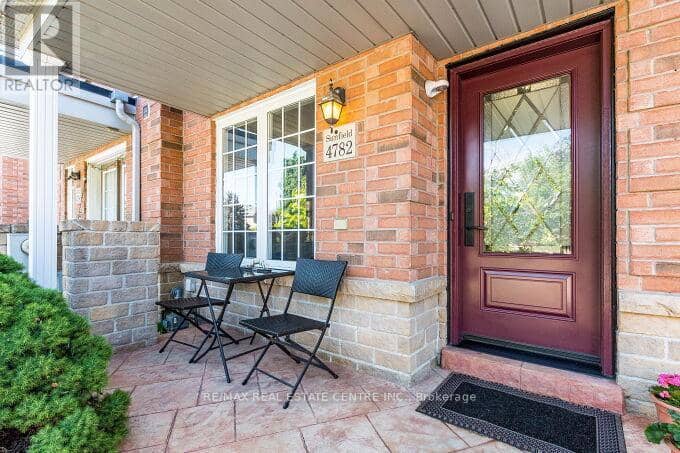 4782 James Austin Drive — photo 4 of 40