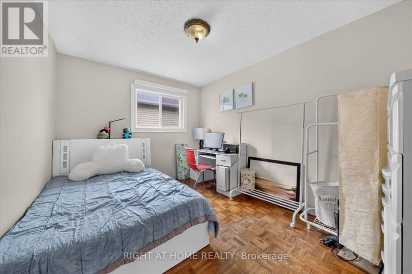 531 Wallenberg Crescent — photo 36 of 40