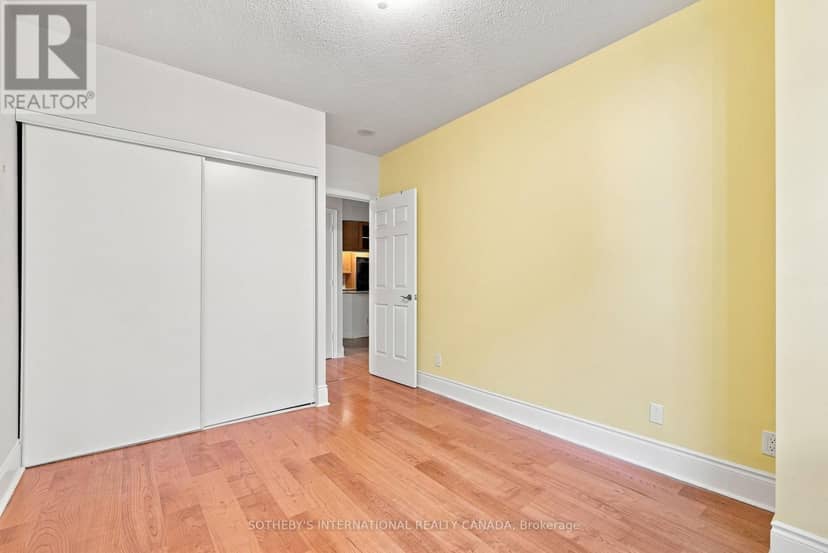 115 - 5233 Dundas Street — photo 15 of 26