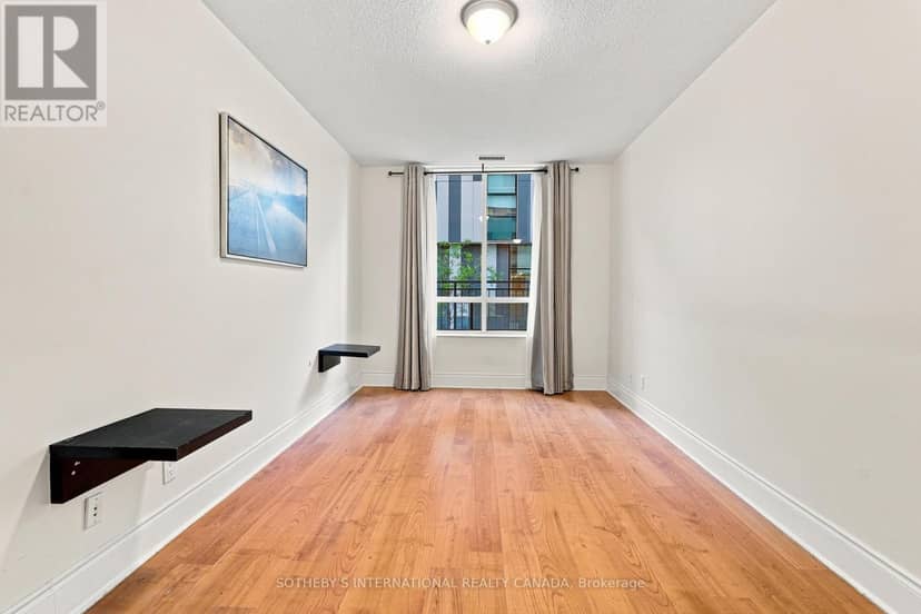 115 - 5233 Dundas Street — photo 17 of 26