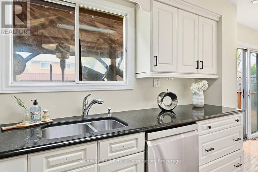 460 Cardinal Drive — photo 14 of 39
