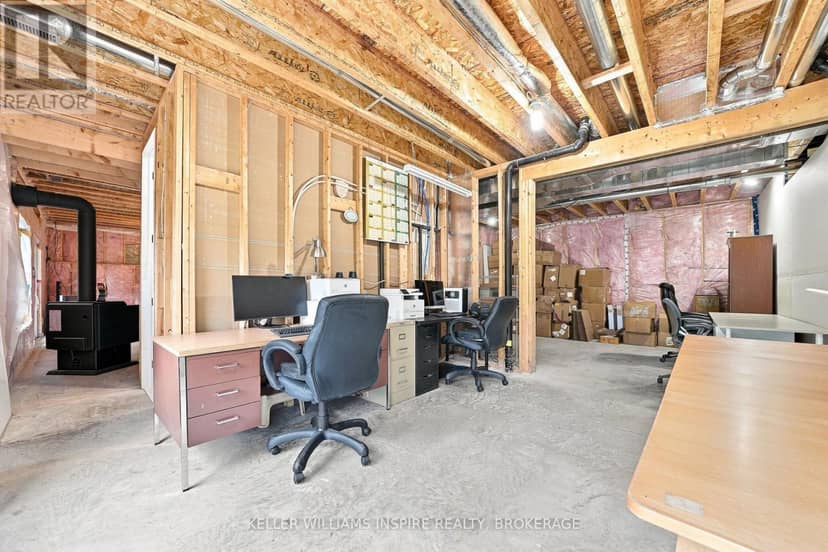866 Godolphin Road — photo 32 of 40