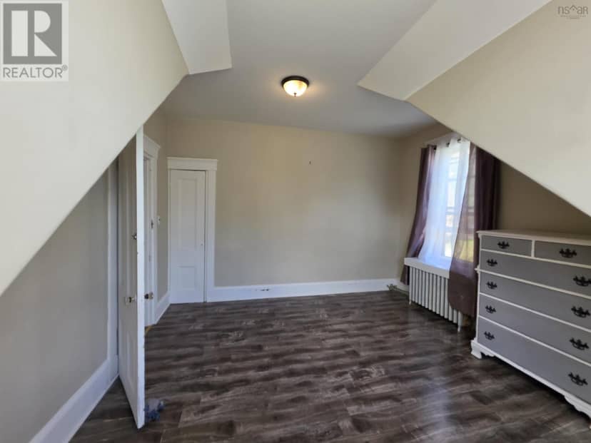 96 St Andrews Street — photo 38 of 40