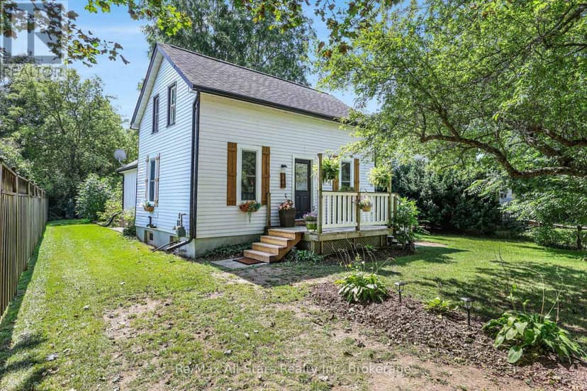 283 Margaret Street — photo 1 of 40