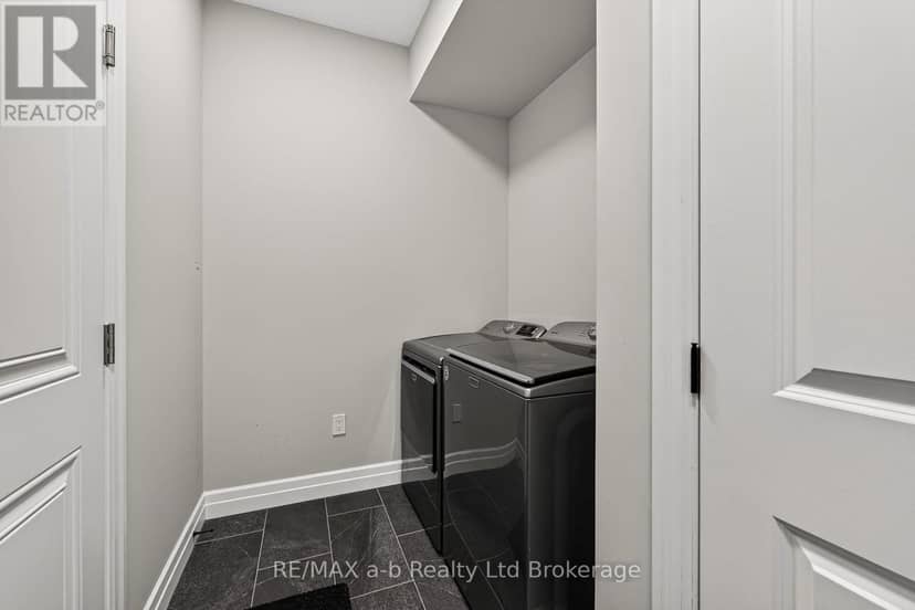 6 Diamond Street — photo 21 of 38