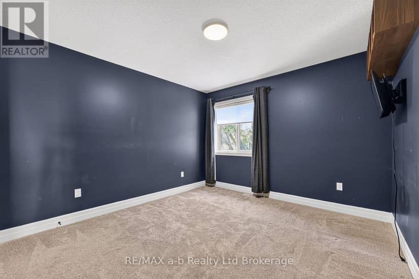 6 Diamond Street — photo 27 of 38