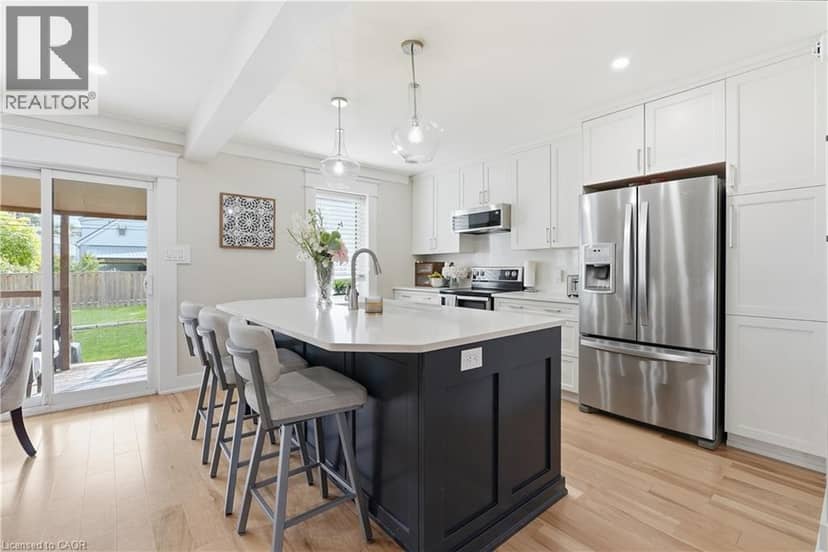 77 HOUGHTON Avenue S — photo 19 of 40