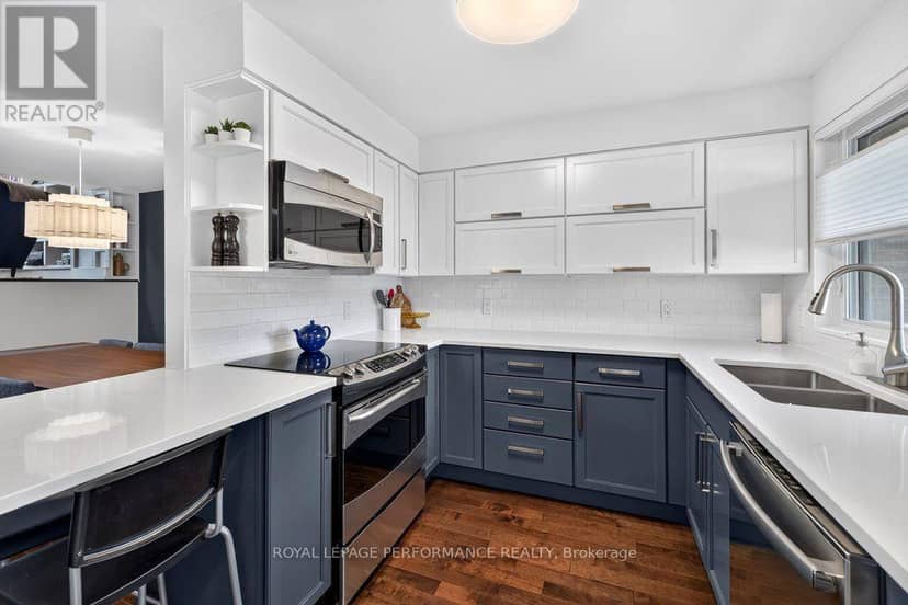 2 - 251 Bruyere Street — photo 12 of 40
