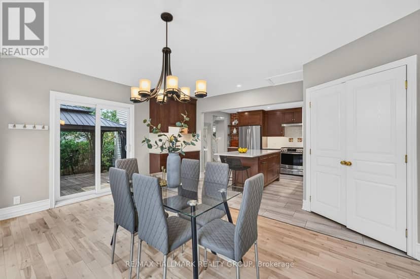 1608 Prince Of Wales Drive — photo 15 of 40