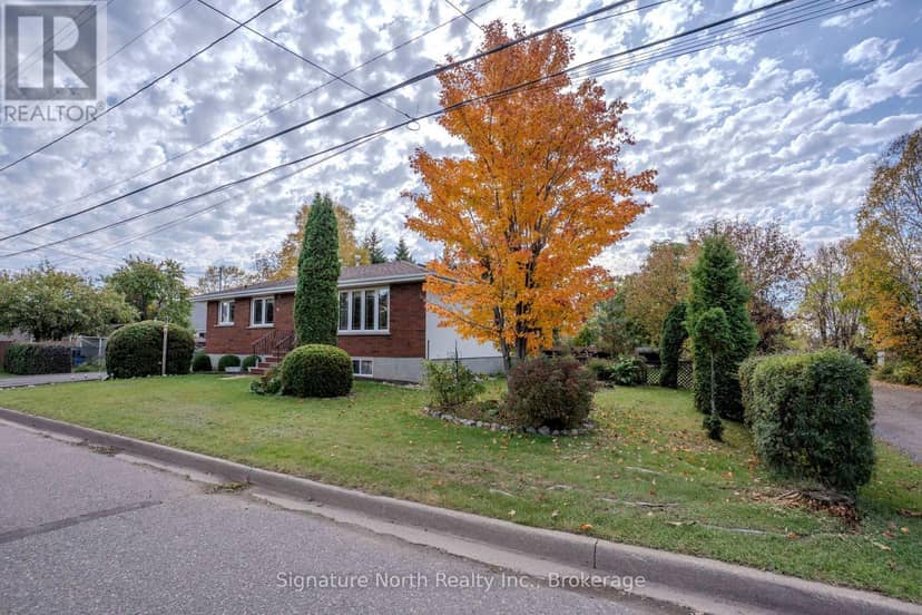 615 Hollylane Street, Thunder Bay, photo 2