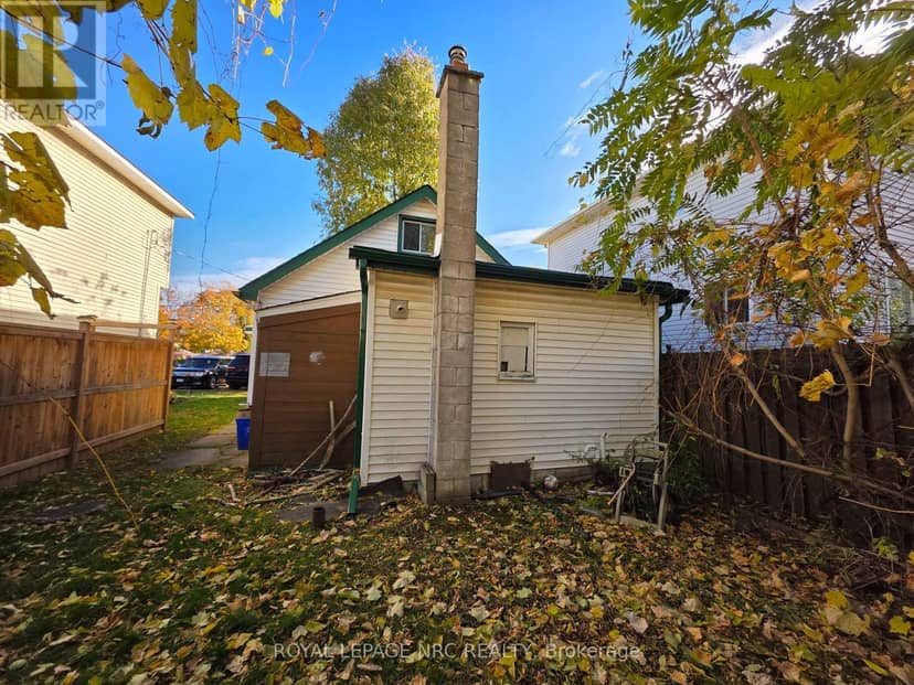 39 Manchester Avenue — photo 23 of 24